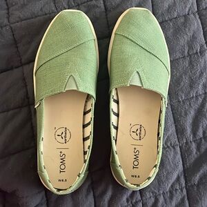 TOMS size 8.5 GUC
